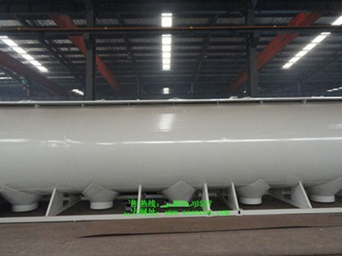 散裝<a href=http://www.hanyanhange.cn/siliaoche/ target=_blank class=infotextkey>飼料車</a>廠家-獨(dú)立作業(yè)式散裝飼料罐